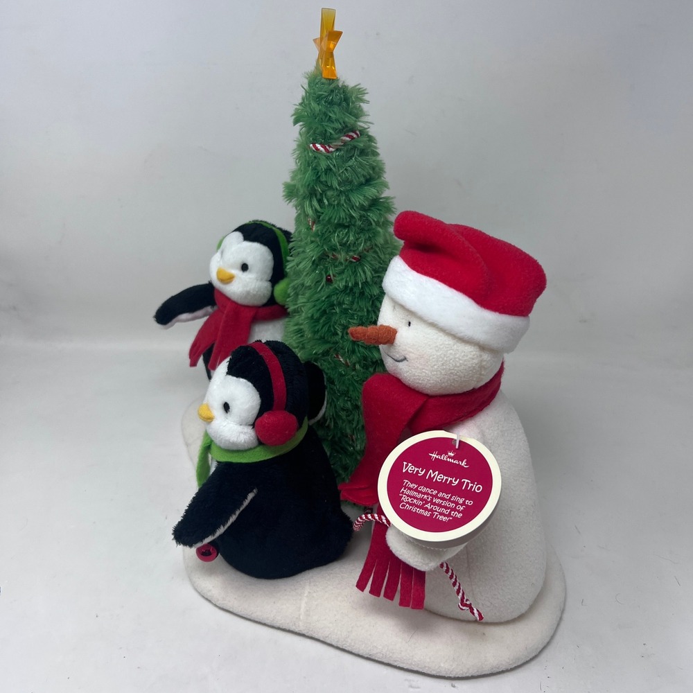 Hallmark Very Merry Trio Snowman Penguins Christmas Tree Musical Animated w/ tag - Picture 4 of 9
